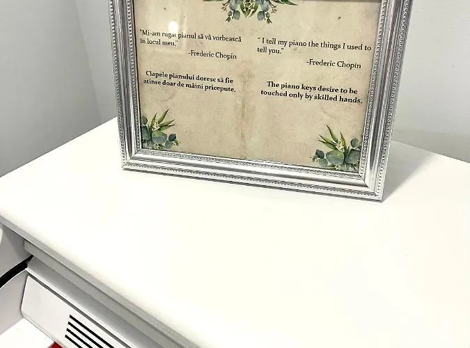 Am 13 With Piano & Bathtub ティミショアラ