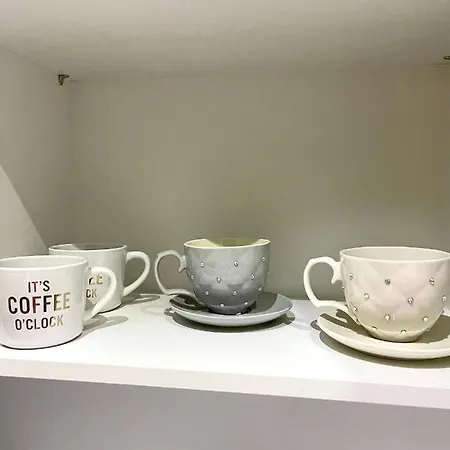 Am 13 With Piano & Bathtub Апартаменти *